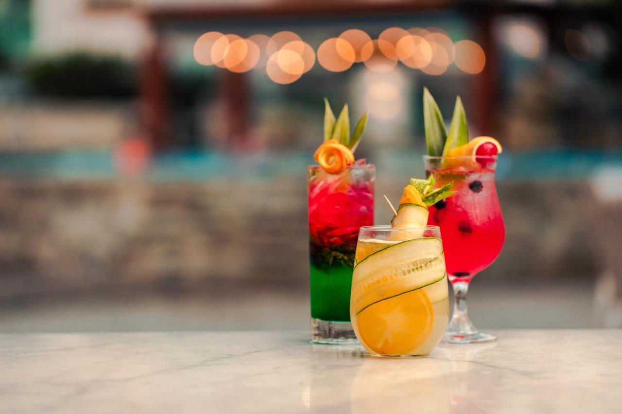 Courtyard By Marriott Aruba Resort Палм Бийч Екстериор снимка