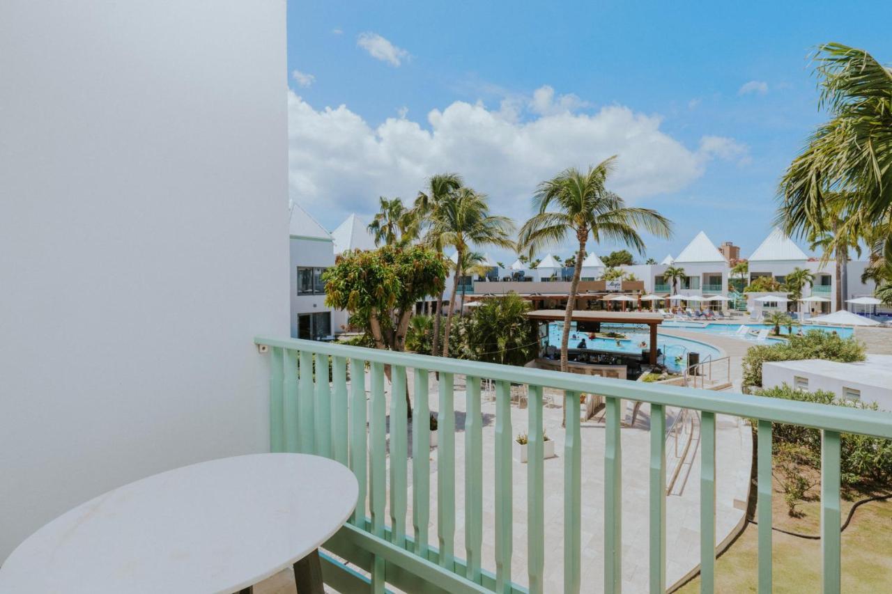 Courtyard By Marriott Aruba Resort Палм Бийч Екстериор снимка