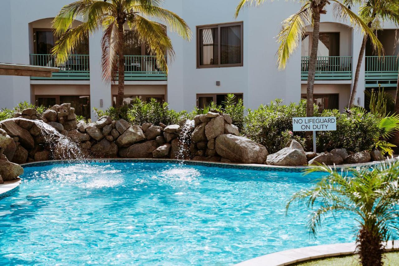 Courtyard By Marriott Aruba Resort Палм Бийч Екстериор снимка