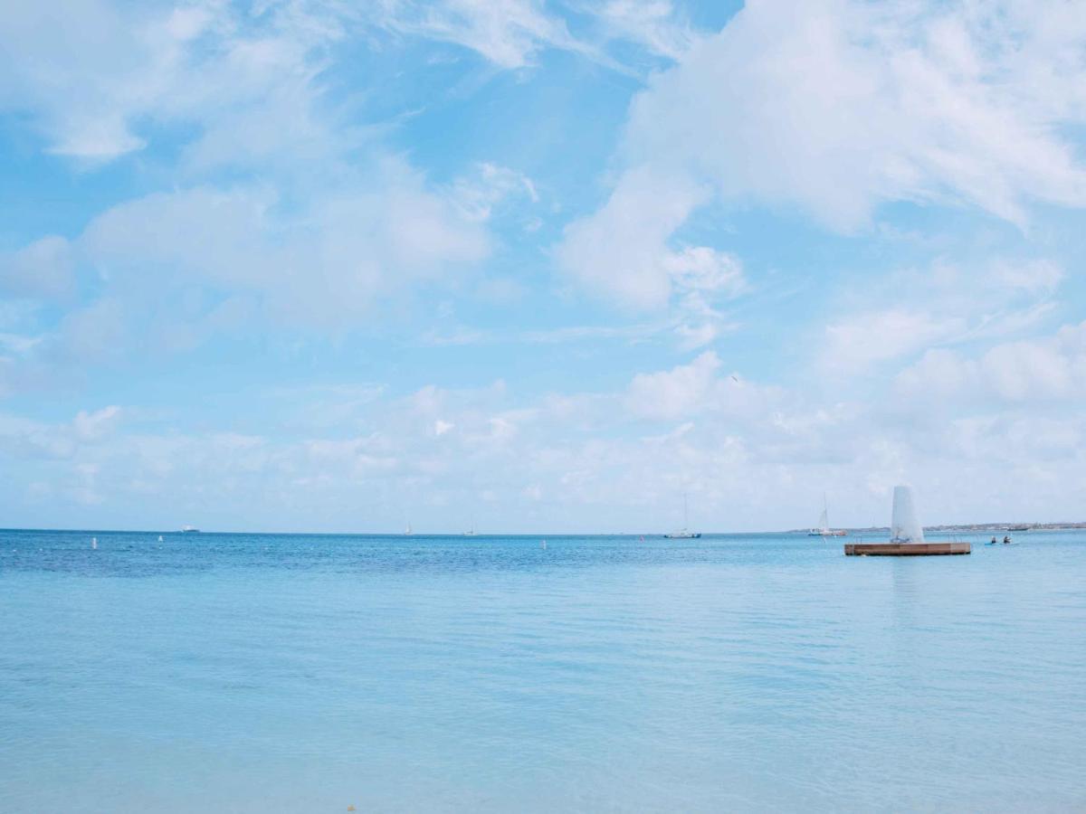 Courtyard By Marriott Aruba Resort Палм Бийч Екстериор снимка