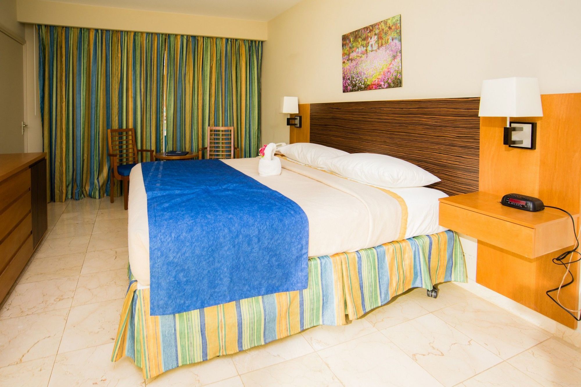 Courtyard By Marriott Aruba Resort Палм Бийч Екстериор снимка