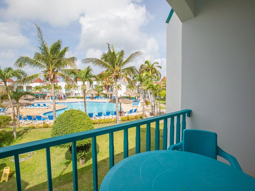 Courtyard By Marriott Aruba Resort Палм Бийч Екстериор снимка